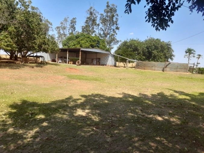 Fazenda à venda com 5 quartos, 2400m² - Foto 2