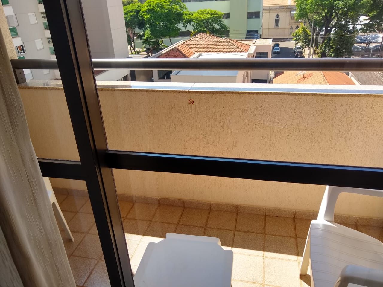 Apartamento à venda com 1 quarto, 38m² - Foto 2