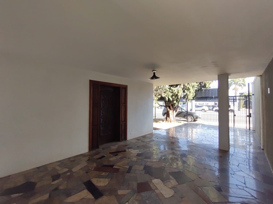 Casa Comercial para alugar com 3 quartos, 219m² - Foto 18