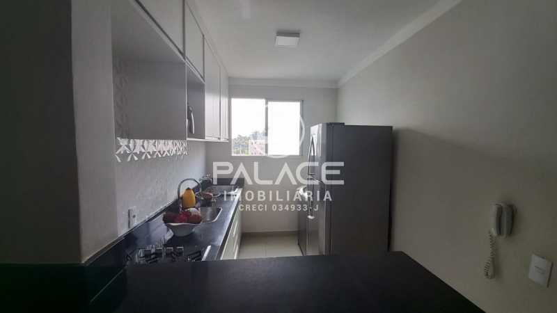 Apartamento à venda com 2 quartos, 46m² - Foto 3