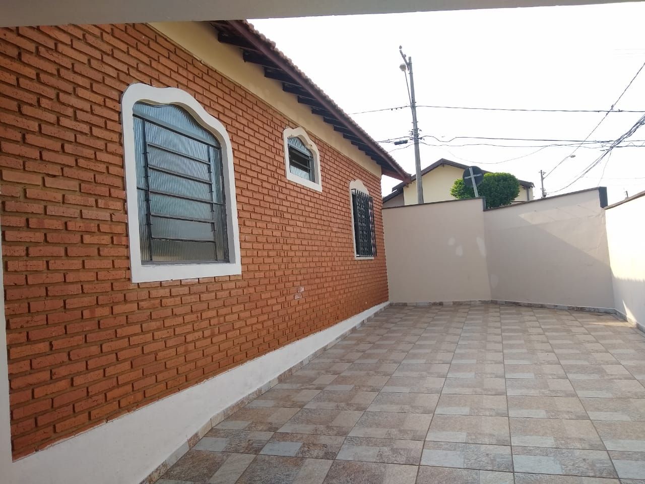 Casa para alugar com 2 quartos, 82m² - Foto 13