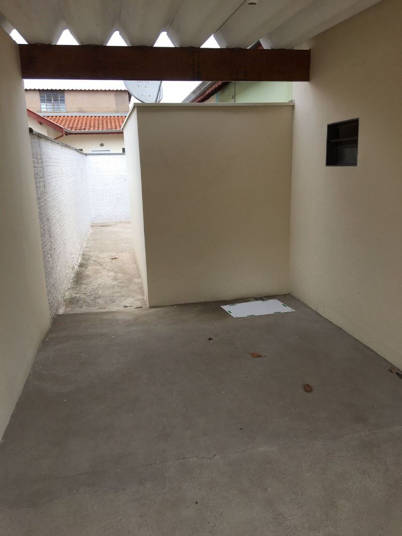 Casa para alugar com 1 quarto, 60m² - Foto 2