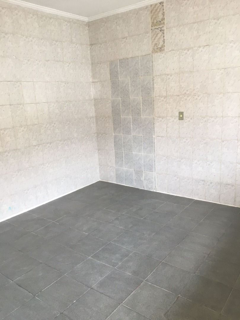 Casa para alugar com 1 quarto, 60m² - Foto 4