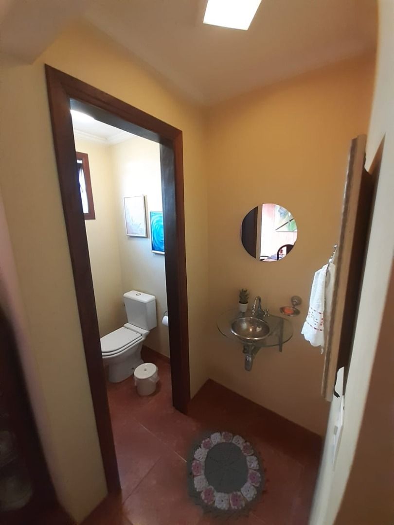 Casa de Condomínio à venda com 3 quartos, 250m² - Foto 13