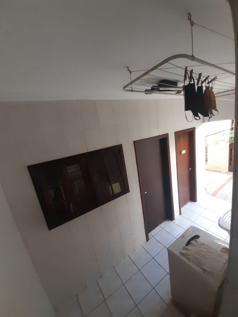 Casa de Condomínio à venda com 3 quartos, 250m² - Foto 16