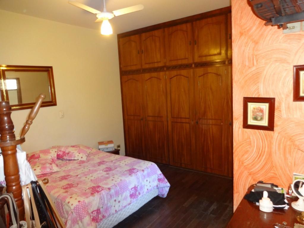 Casa à venda com 3 quartos, 107m² - Foto 12