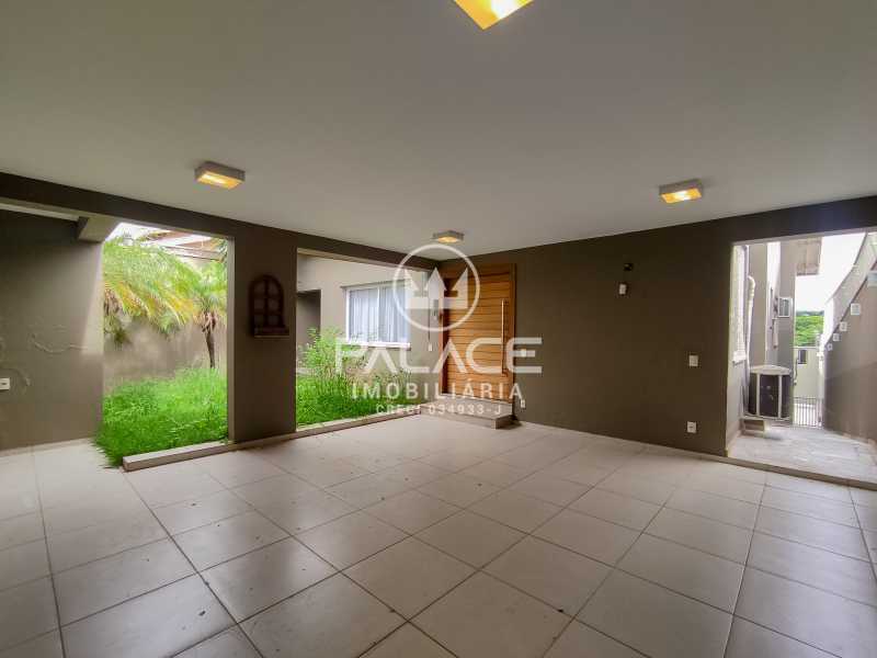 Casa, 3 quartos, 270 m² - Foto 2