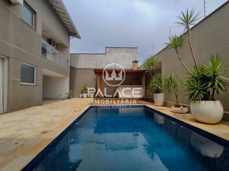 Casa, 3 quartos, 270 m² - Foto 1