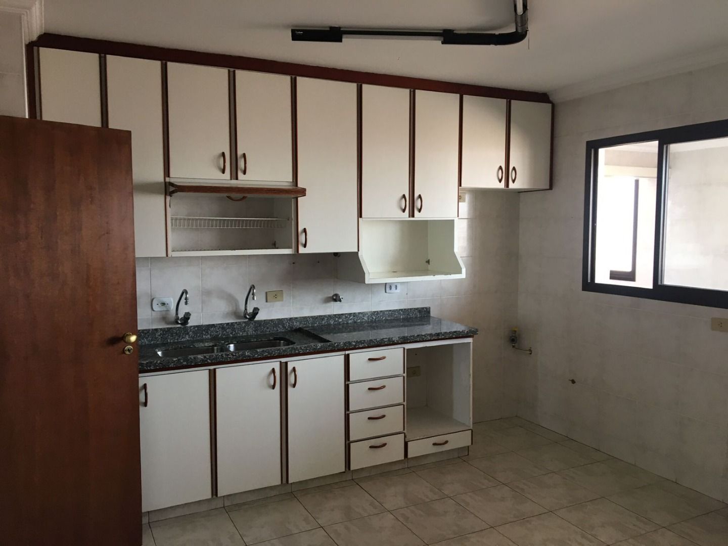 Apartamento à venda com 3 quartos, 170m² - Foto 14