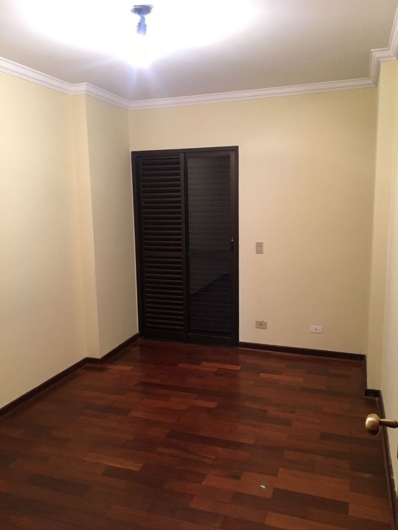 Apartamento à venda com 3 quartos, 170m² - Foto 7