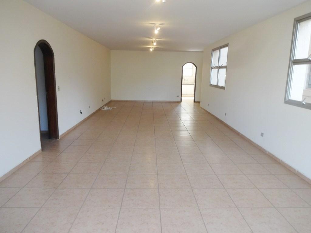 Apartamento à venda com 3 quartos, 183m² - Foto 4