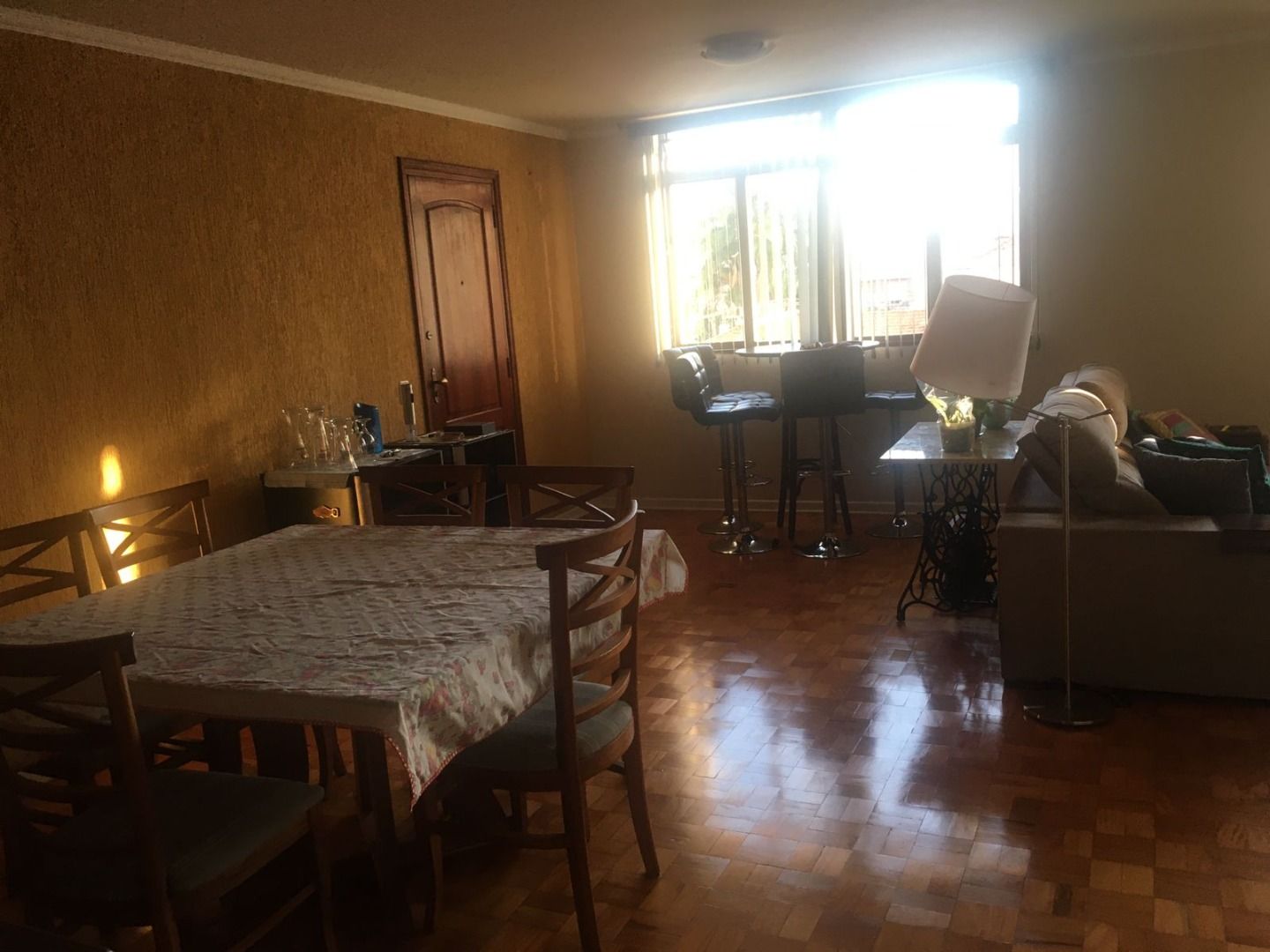 Apartamento à venda com 3 quartos, 150m² - Foto 3