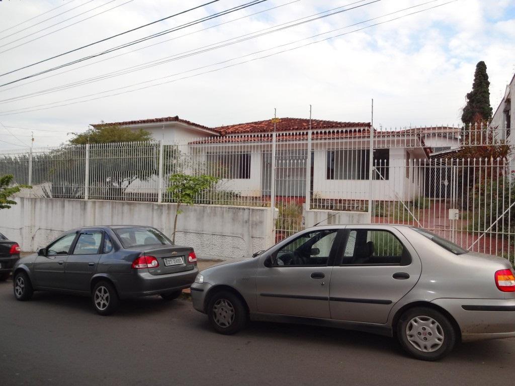 Casa Comercial à venda com 5 quartos, 450m² - Foto 1