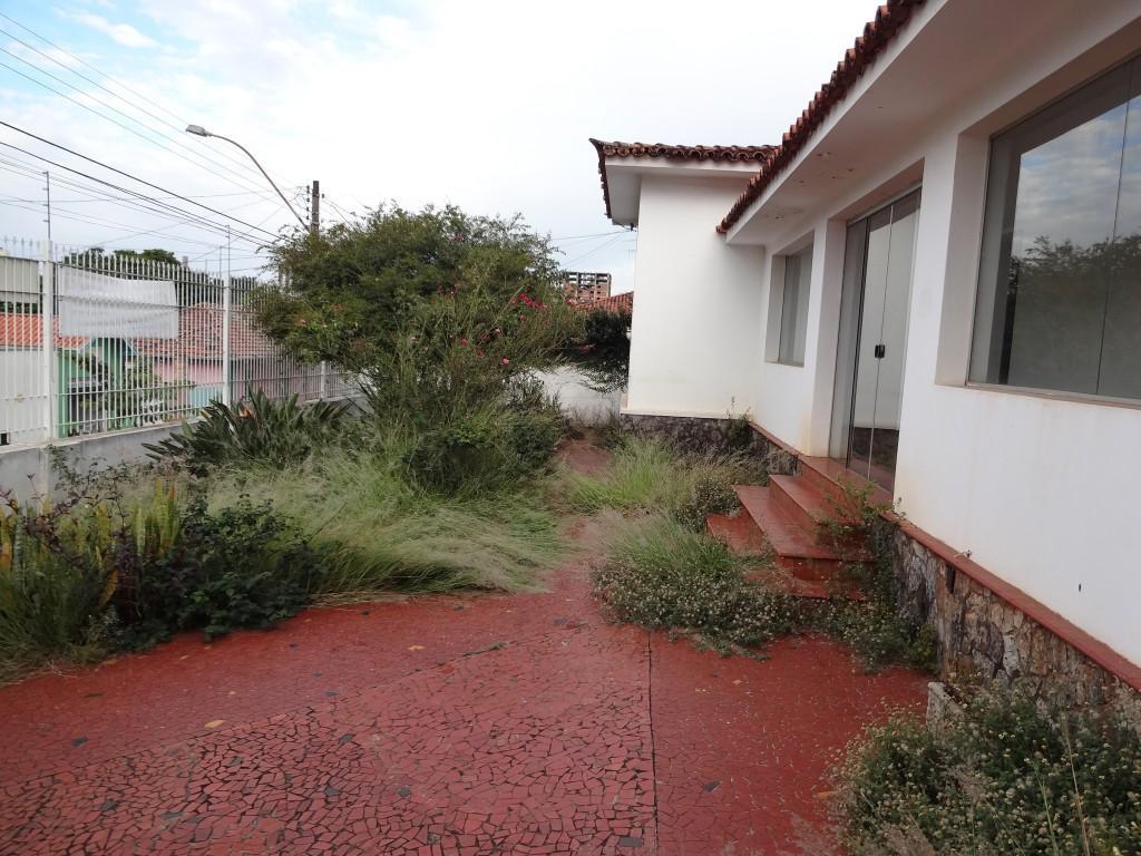 Casa Comercial à venda com 5 quartos, 450m² - Foto 6