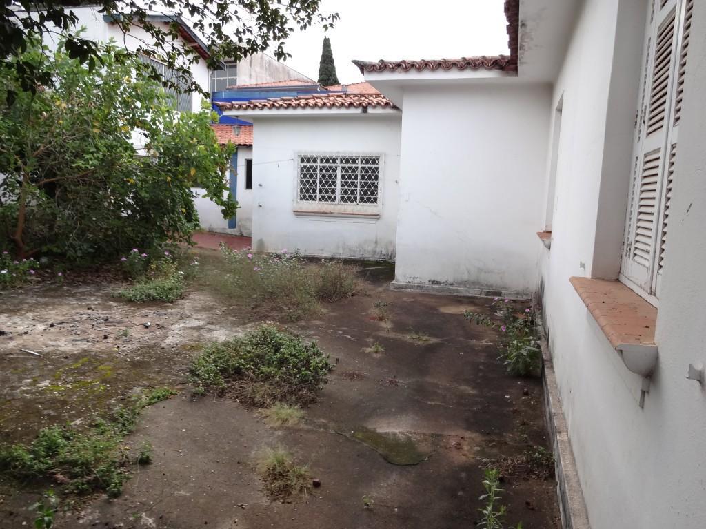 Casa Comercial à venda com 5 quartos, 450m² - Foto 9