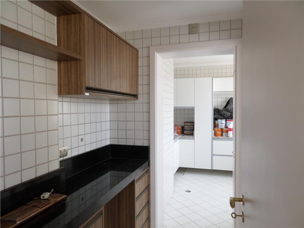 Apartamento à venda com 3 quartos, 400m² - Foto 3