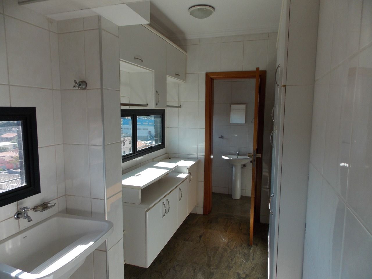 Apartamento à venda com 3 quartos, 147m² - Foto 5