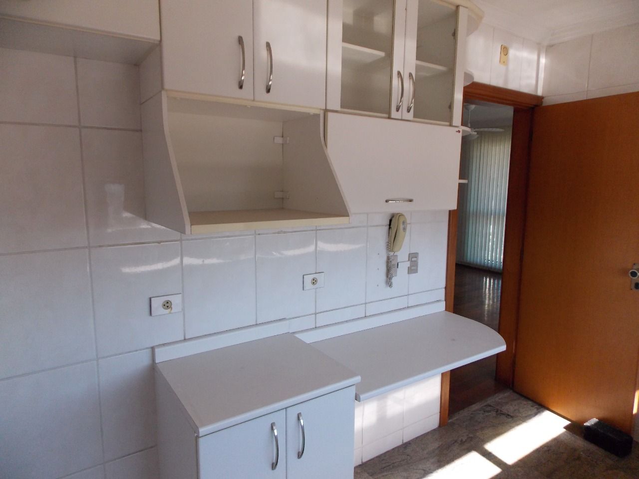 Apartamento à venda com 3 quartos, 147m² - Foto 8