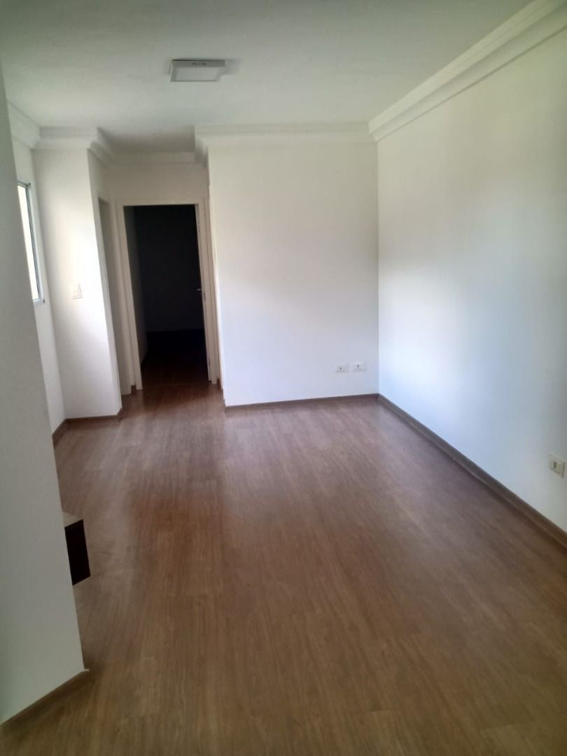 Apartamento à venda com 2 quartos, 55m² - Foto 11