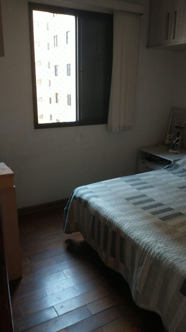 Apartamento à venda com 3 quartos, 75m² - Foto 10