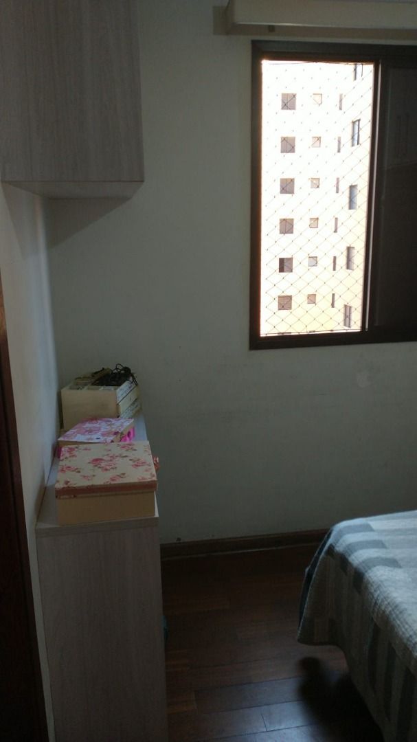 Apartamento à venda com 3 quartos, 75m² - Foto 11