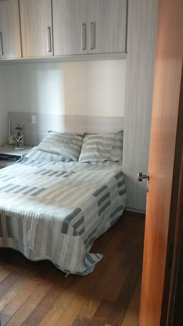 Apartamento à venda com 3 quartos, 75m² - Foto 9