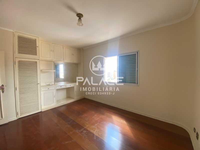 Apartamento para alugar com 4 quartos, 346m² - Foto 12