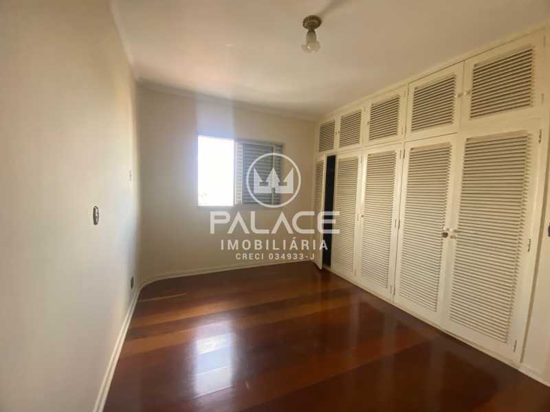 Apartamento para alugar com 4 quartos, 346m² - Foto 13