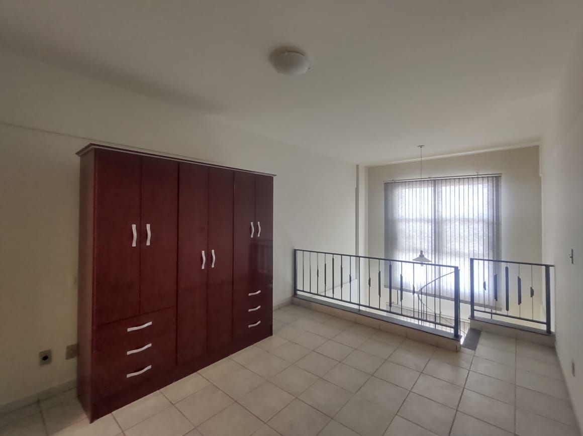 Apartamento para alugar com 1 quarto, 40m² - Foto 13