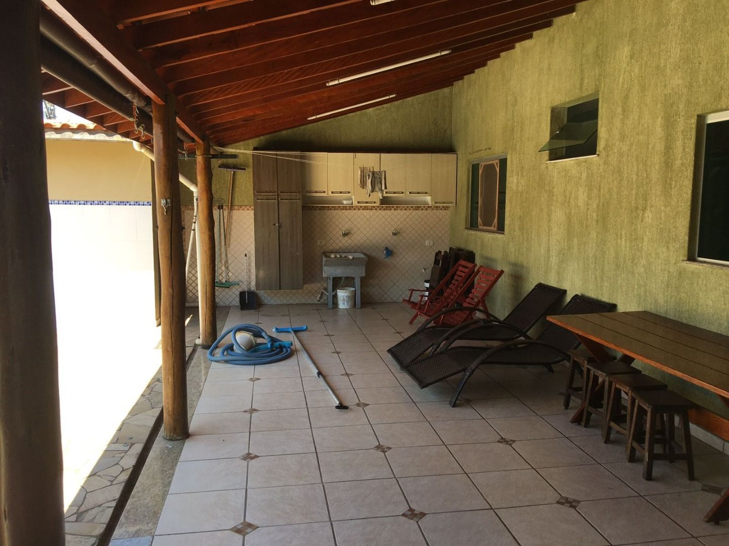 Casa à venda e aluguel com 2 quartos, 150m² - Foto 3