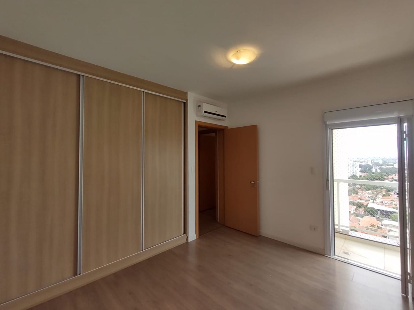 Apartamento para alugar com 3 quartos, 116m² - Foto 10
