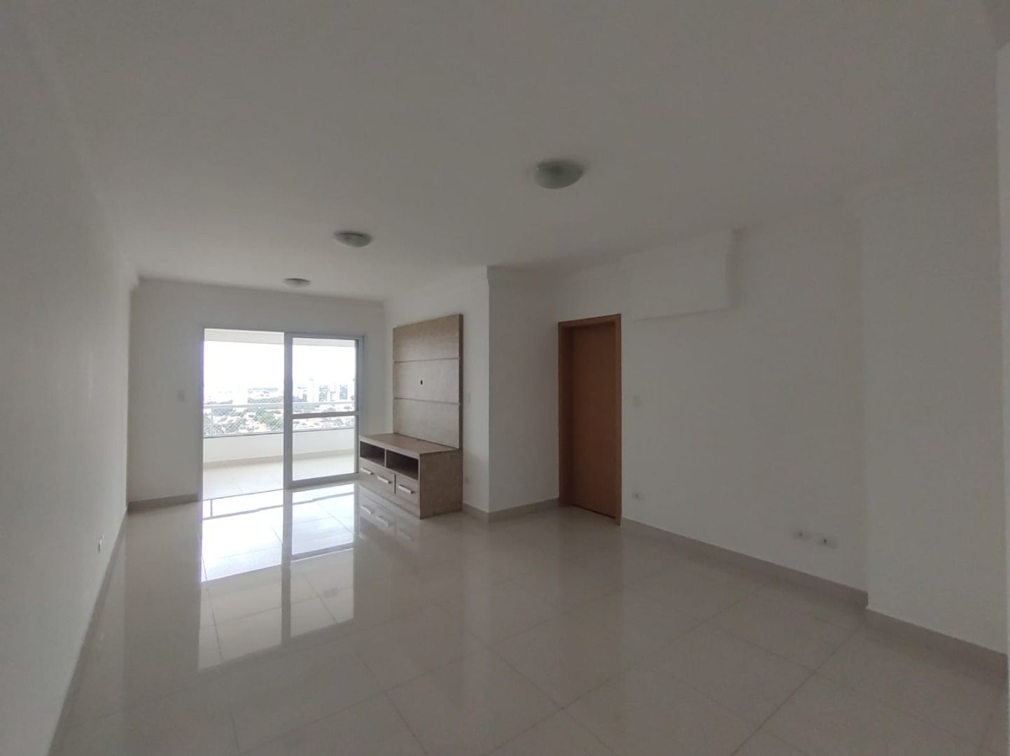 Apartamento para alugar com 3 quartos, 116m² - Foto 3