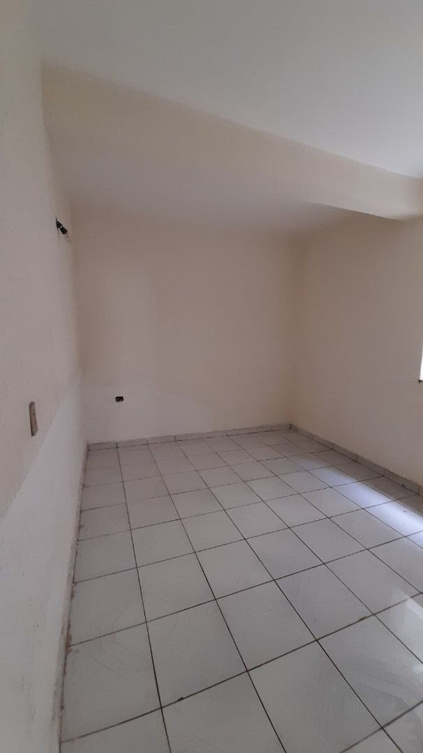 Casa à venda com 3 quartos, 225m² - Foto 7