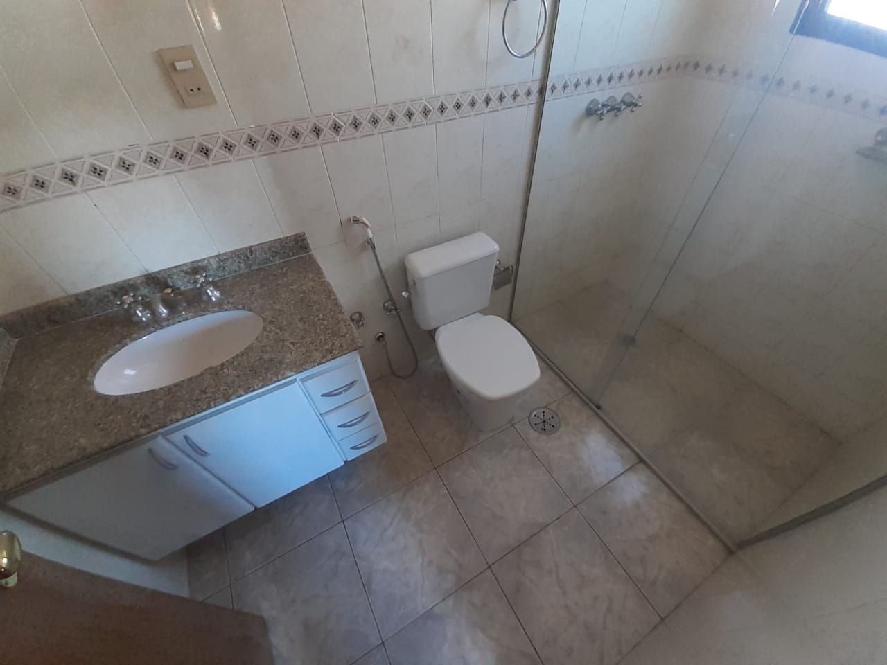 Apartamento à venda com 3 quartos, 115m² - Foto 18