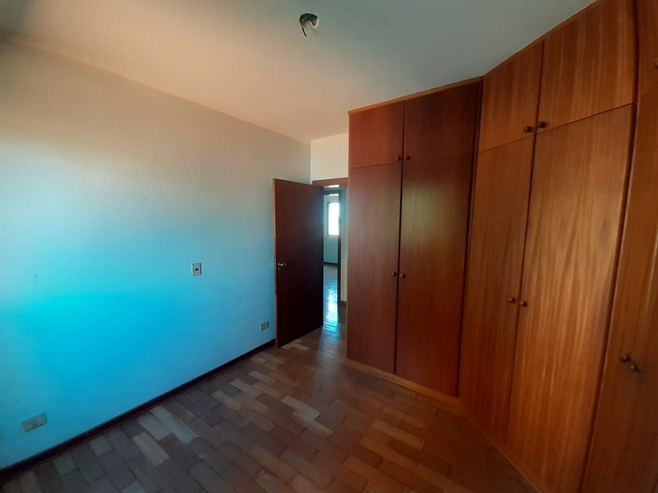 Apartamento à venda com 3 quartos, 115m² - Foto 23