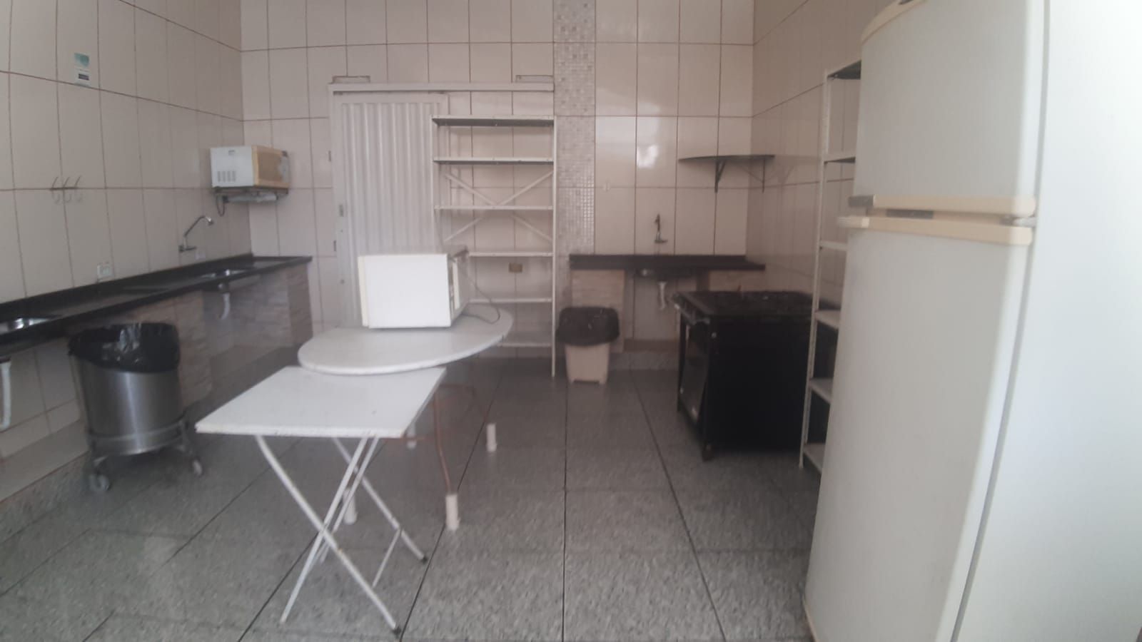 Chácara à venda com 4 quartos, 450m² - Foto 9