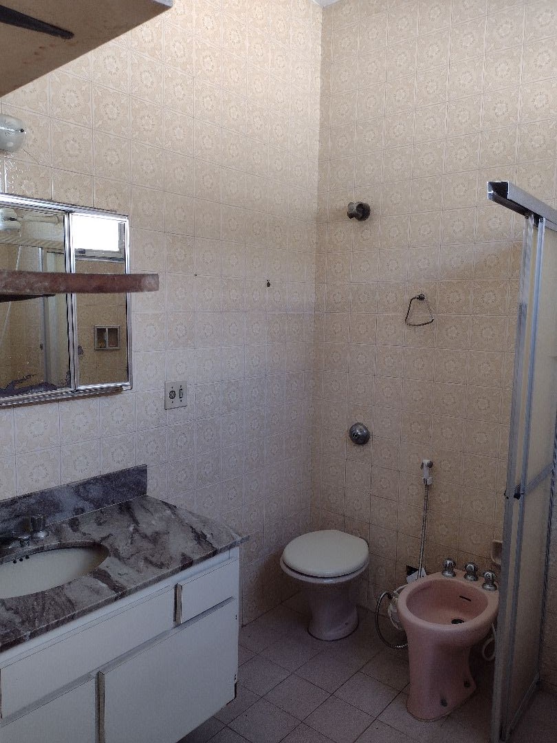 Casa Comercial à venda com 3 quartos, 232m² - Foto 12