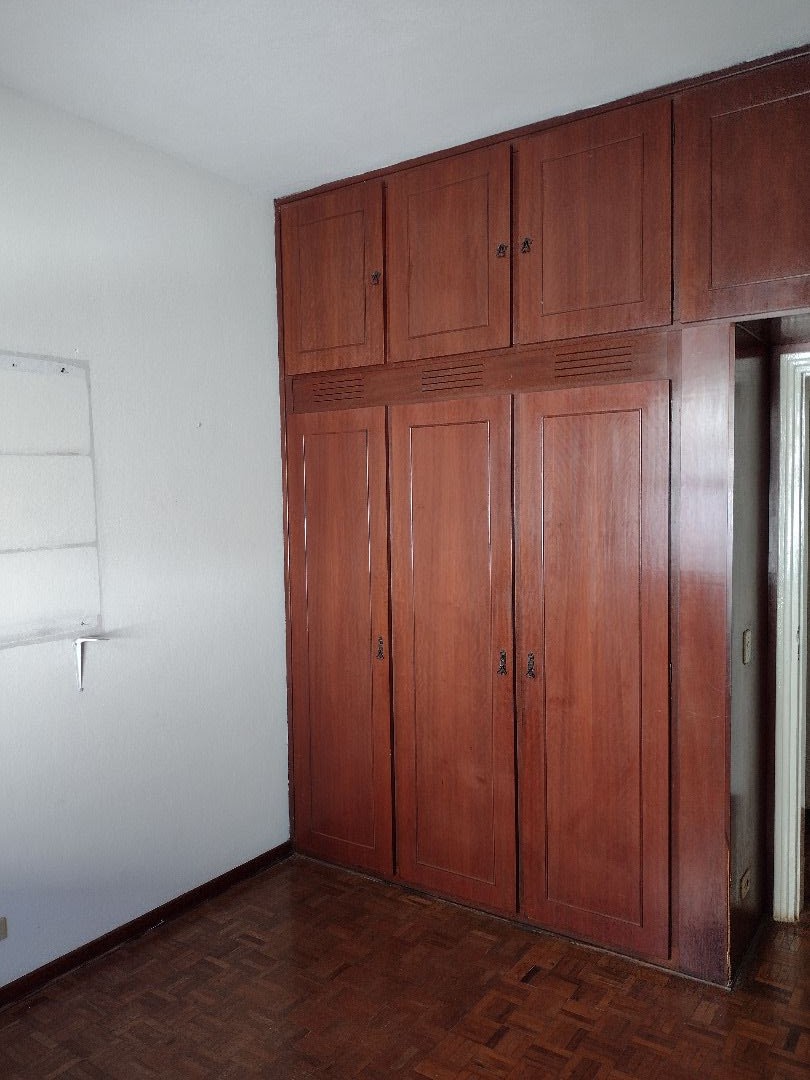 Casa Comercial à venda com 3 quartos, 232m² - Foto 9