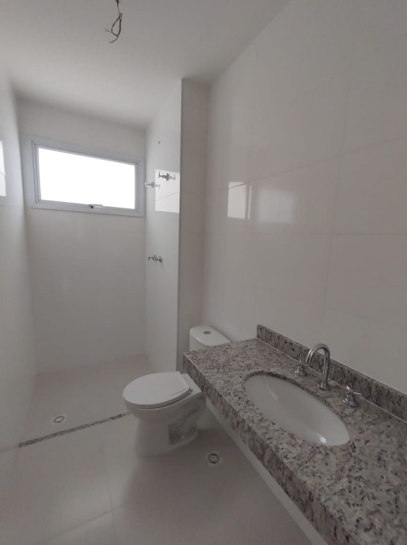 Apartamento para alugar com 3 quartos, 86m² - Foto 9