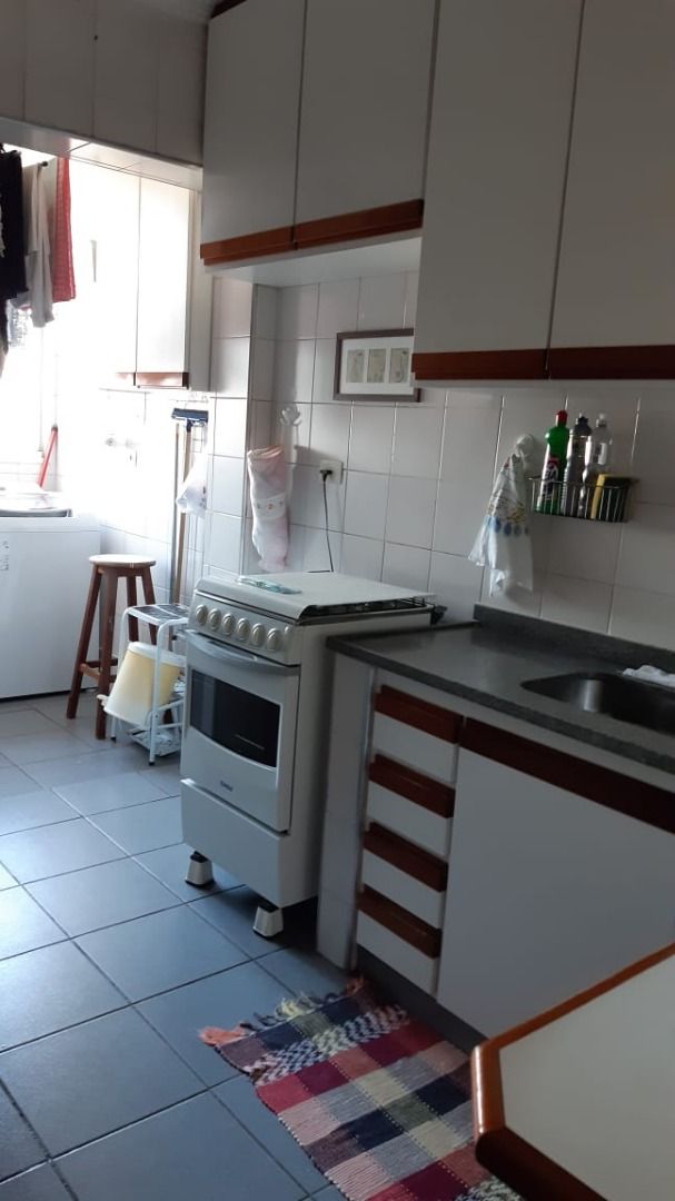 Apartamento à venda com 3 quartos, 92m² - Foto 3