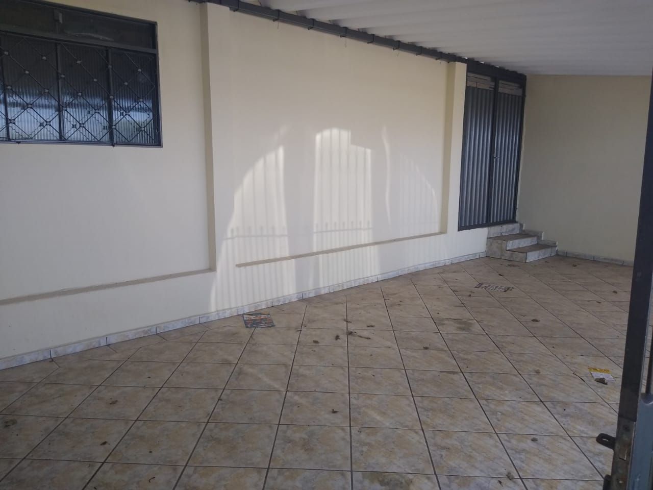 Casa à venda com 2 quartos, 145m² - Foto 3