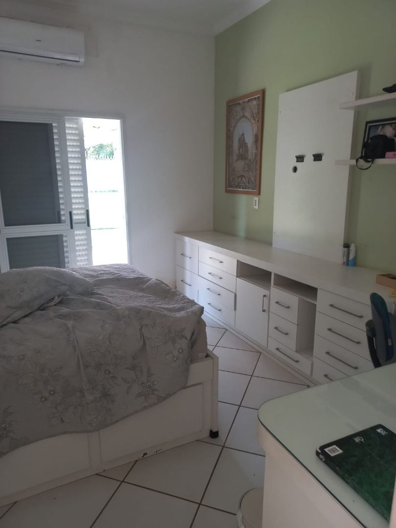 Casa de Condomínio à venda com 3 quartos, 334m² - Foto 22