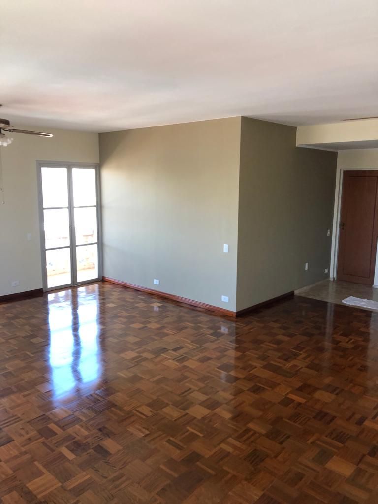 Apartamento à venda e aluguel com 3 quartos, 156m² - Foto 3