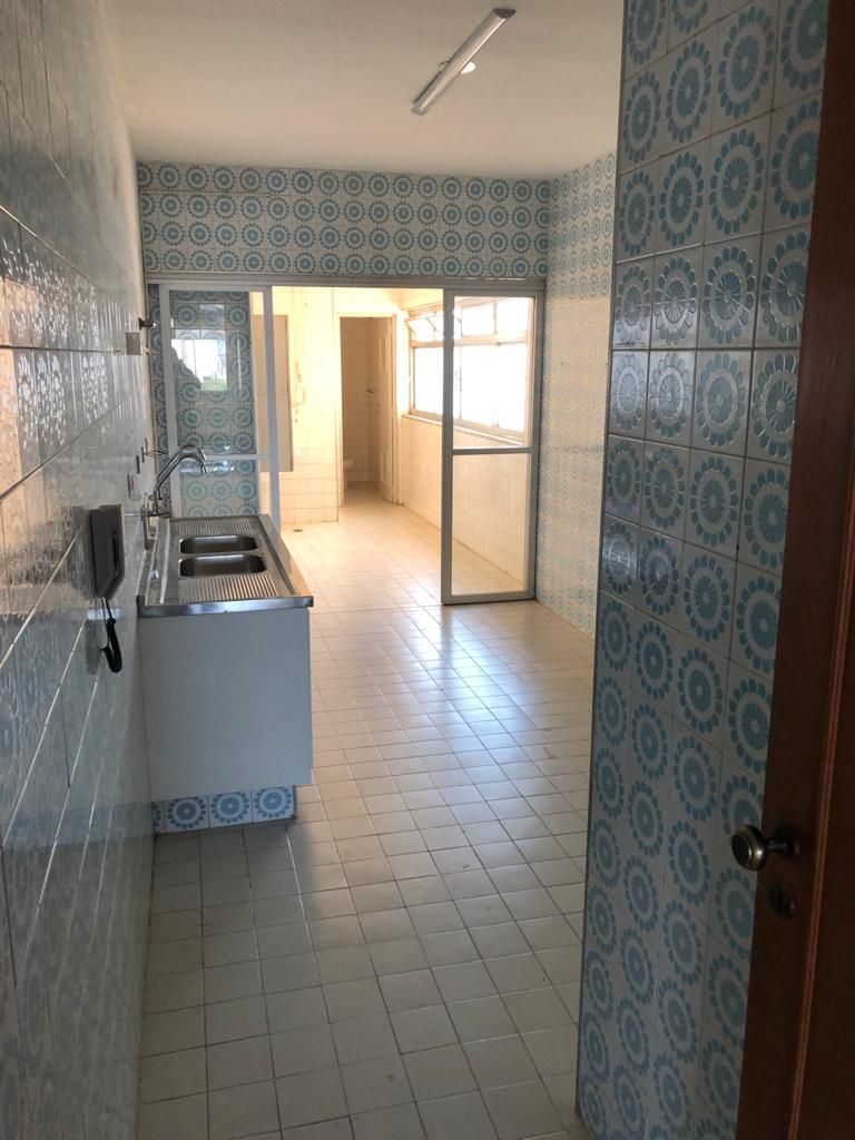 Apartamento à venda e aluguel com 3 quartos, 156m² - Foto 4