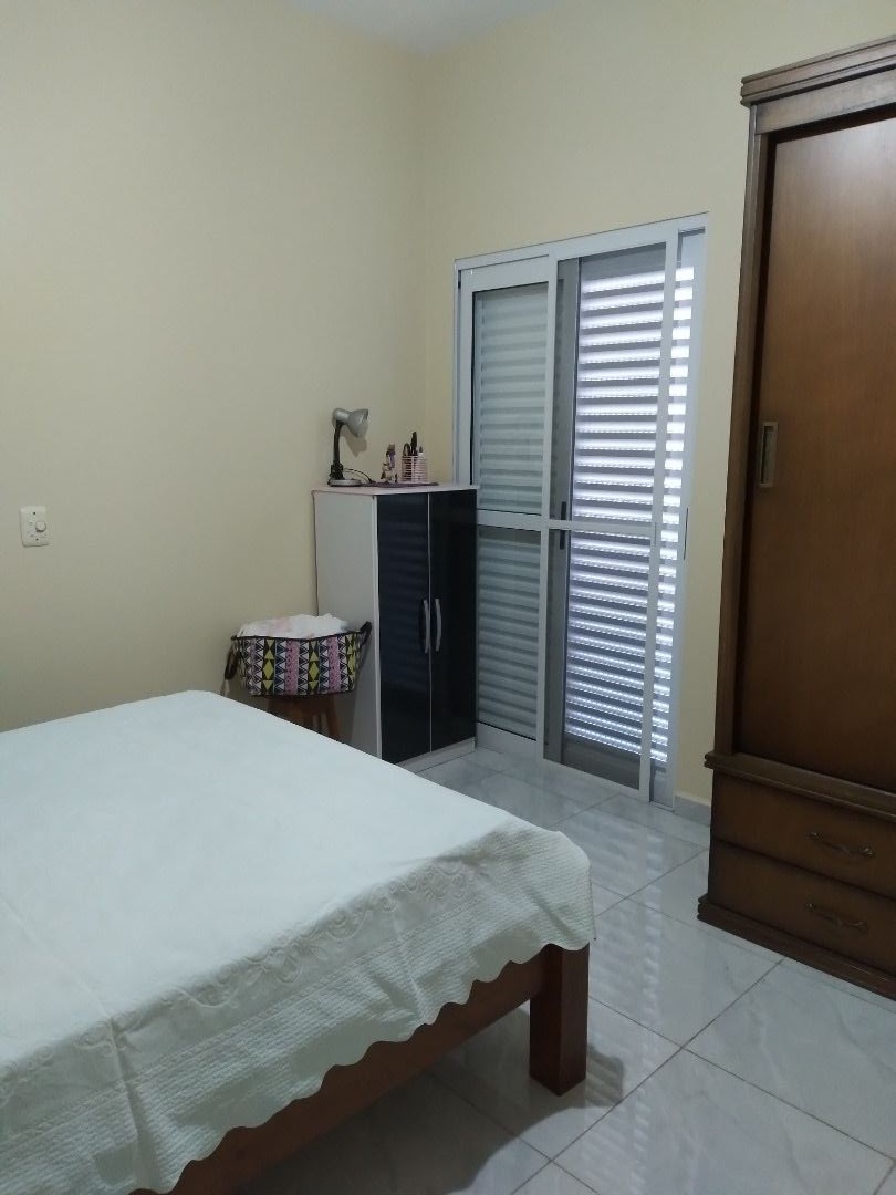 Casa à venda com 3 quartos, 200m² - Foto 18