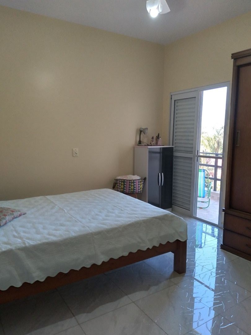 Casa à venda com 3 quartos, 200m² - Foto 19