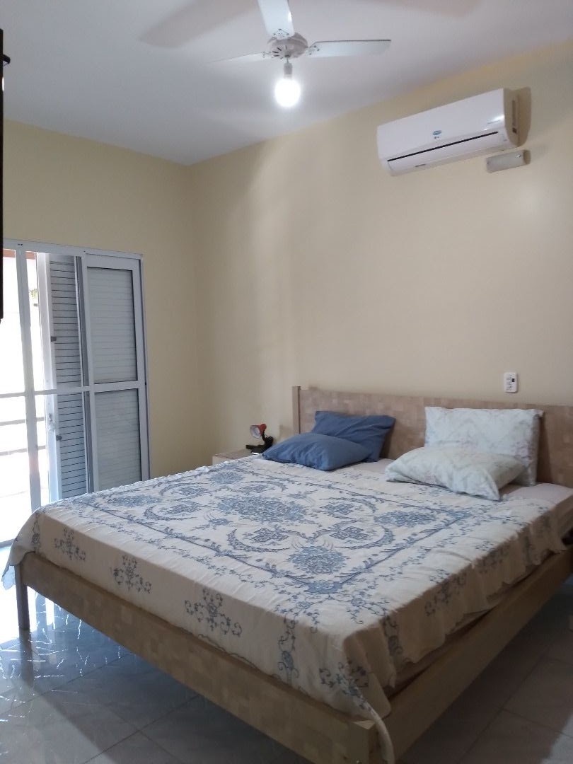 Casa à venda com 3 quartos, 200m² - Foto 8