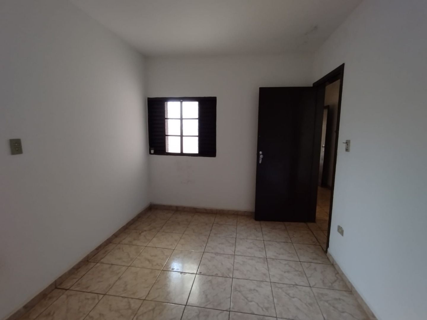 Casa à venda com 2 quartos, 81m² - Foto 10