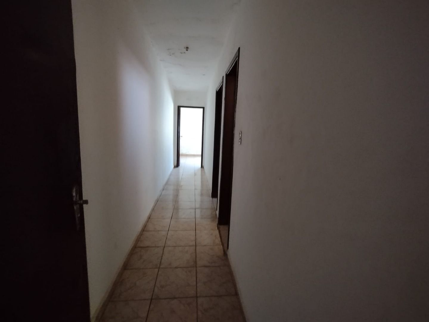 Casa à venda com 2 quartos, 81m² - Foto 4