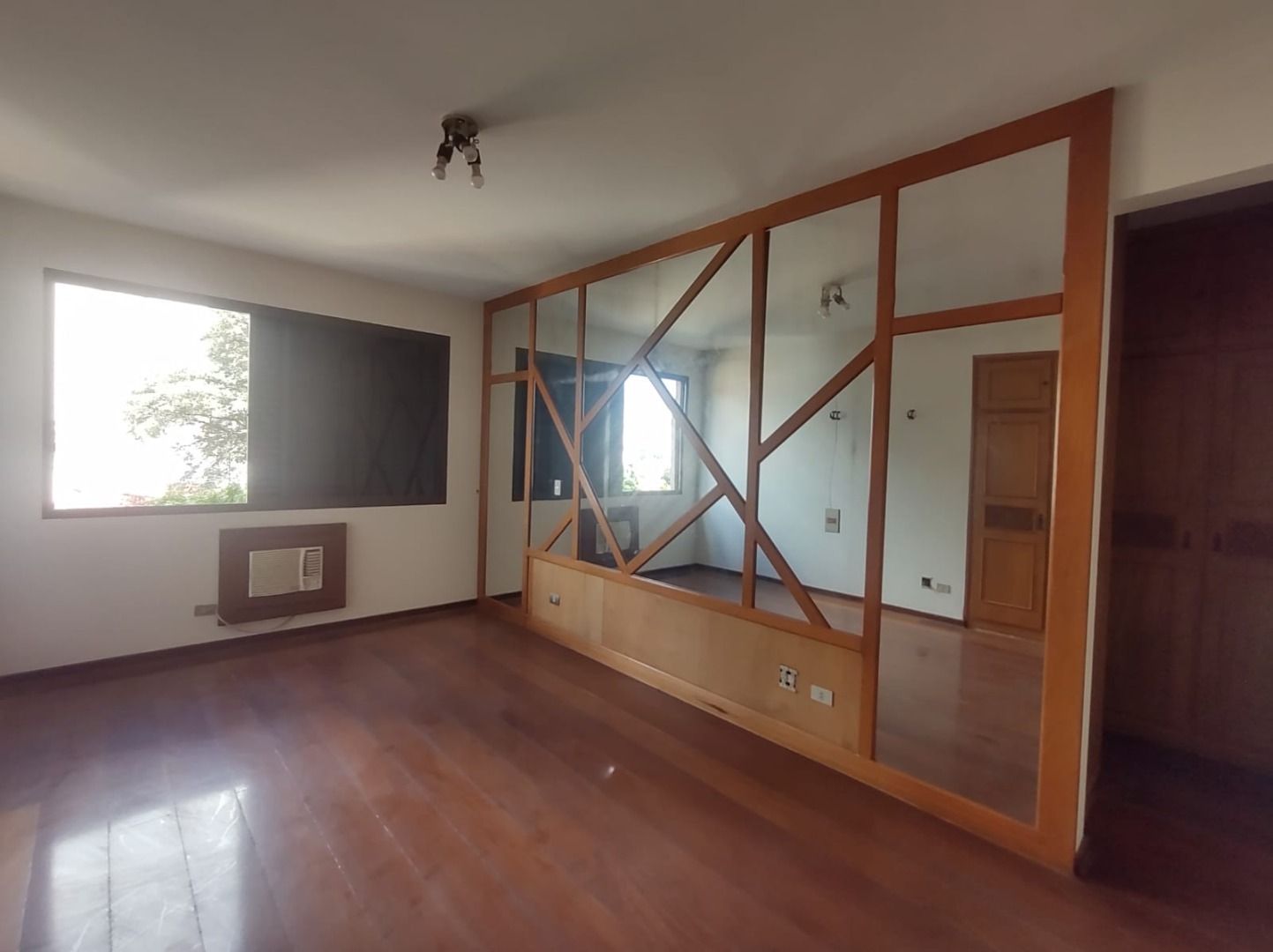 Apartamento à venda com 4 quartos, 250m² - Foto 16